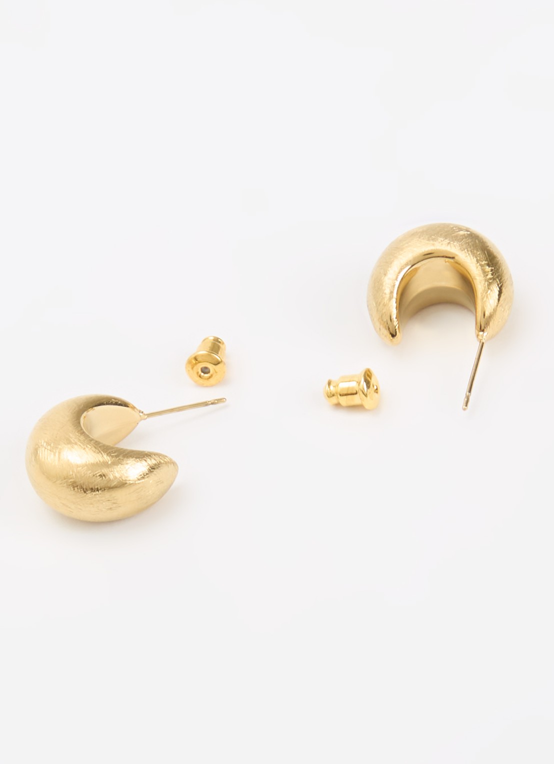 Camps & Camps Matte Plain oorstekers verguld - detail goud