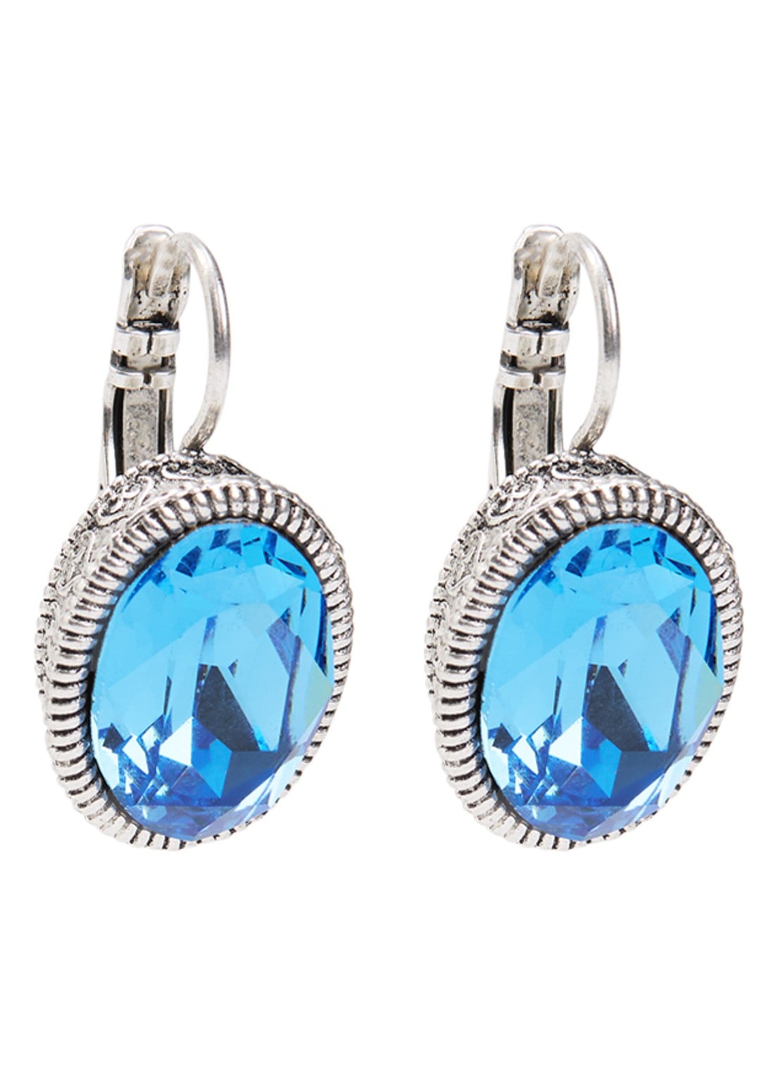 Camps & Camps Oorhangers met Swarovski kristal verzilverd - voorkant lichtblauw