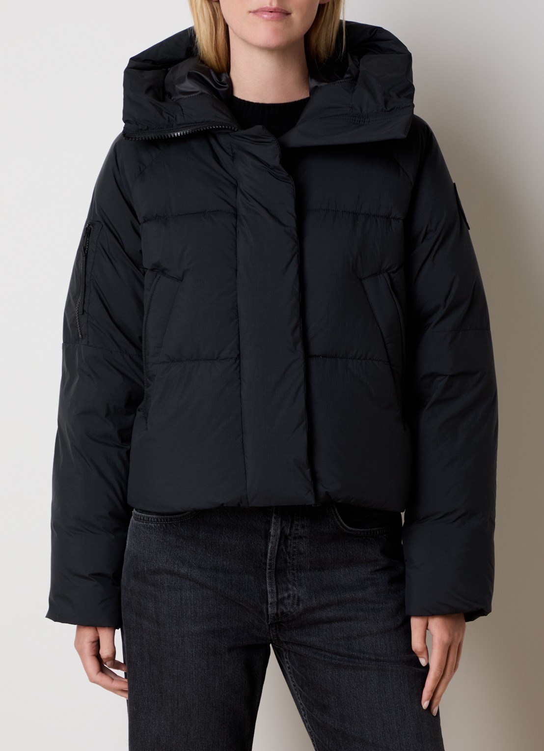Canada Goose Chilliwack puffer jack met donsvulling en capuchon - detail 4 zwart
