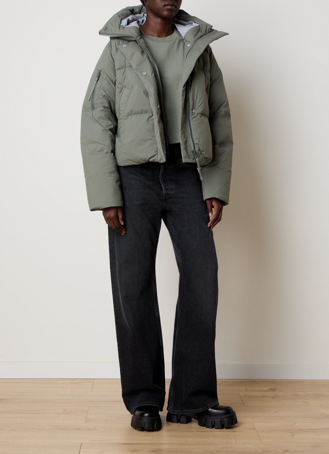 Canada Goose Chilliwack puffer jack met donsvulling en capuchon - voorkant 6 olijfgroen