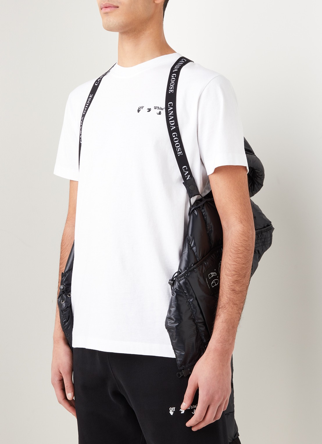 Canada Goose Crofton gewatteerd jack met capuchon en donsvulling - detail 2 zwart
