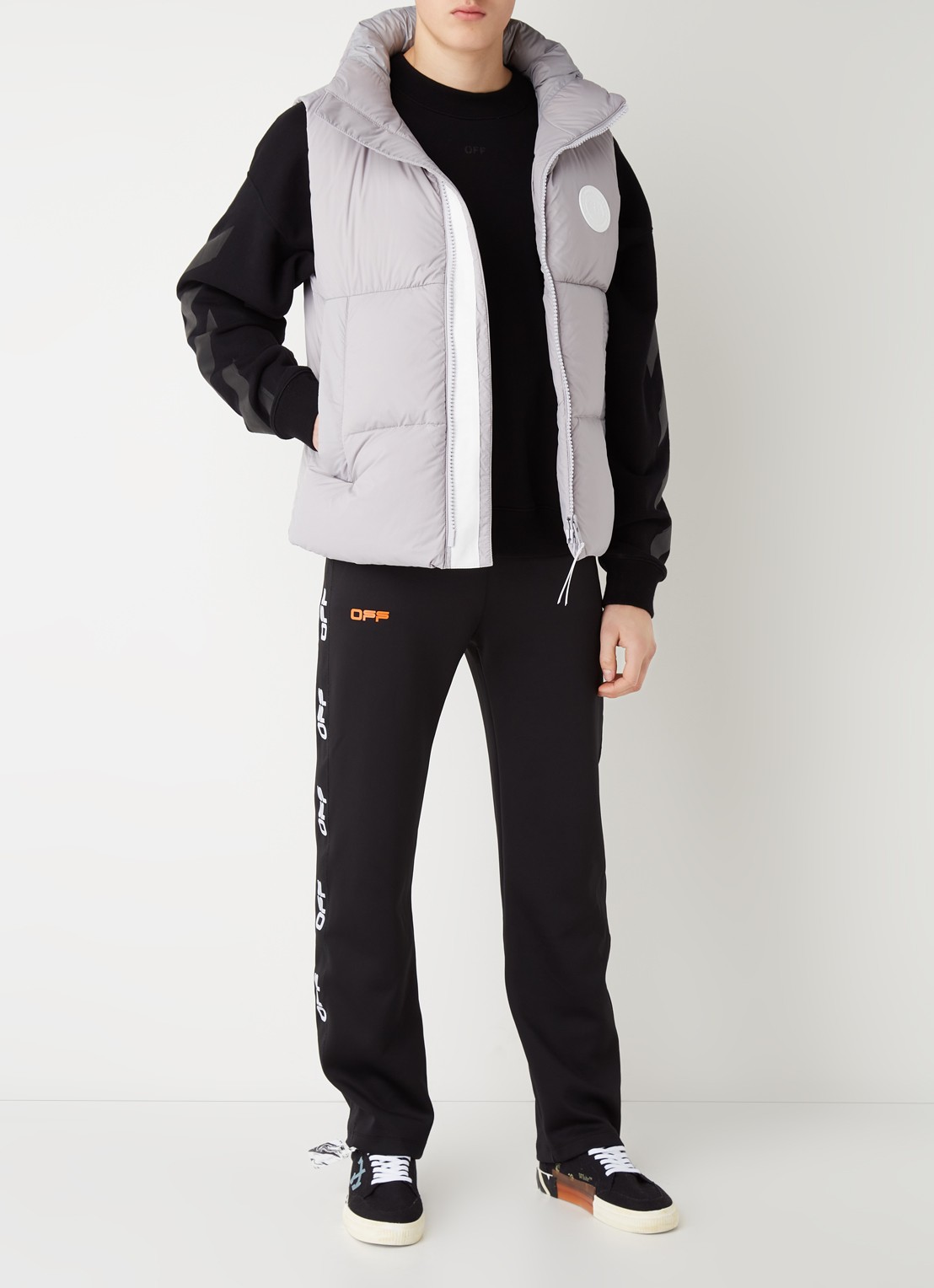 Canada Goose Everett gewatteerde bodywarmer met donsvulling - voorkant 5 taupe