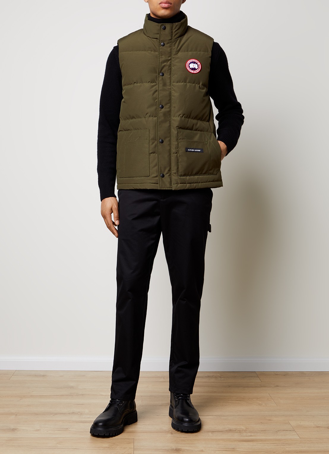 Canada Goose Freestyle gewatteerde bodywarmer met donsvulling en steekzakken - voorkant 3 legergroen