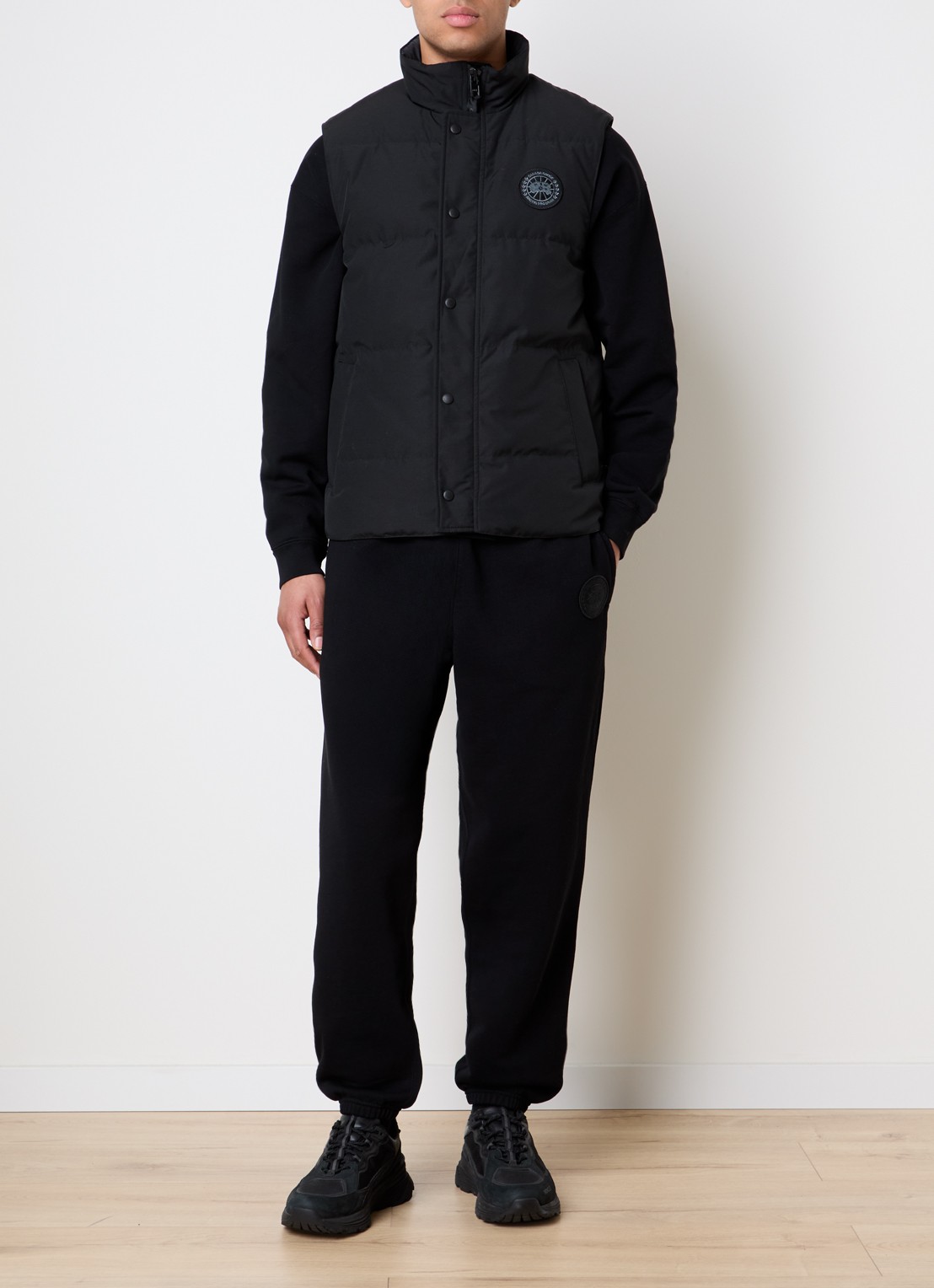 Canada Goose Garson bodywarmer met logo - voorkant 3 zwart