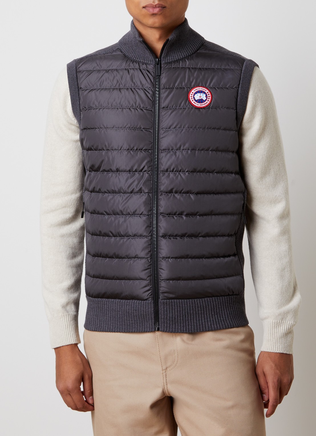 Canada Goose Hybridge ribgebreid vest van wol met gewatteerd voorpand - detail 4 antraciet