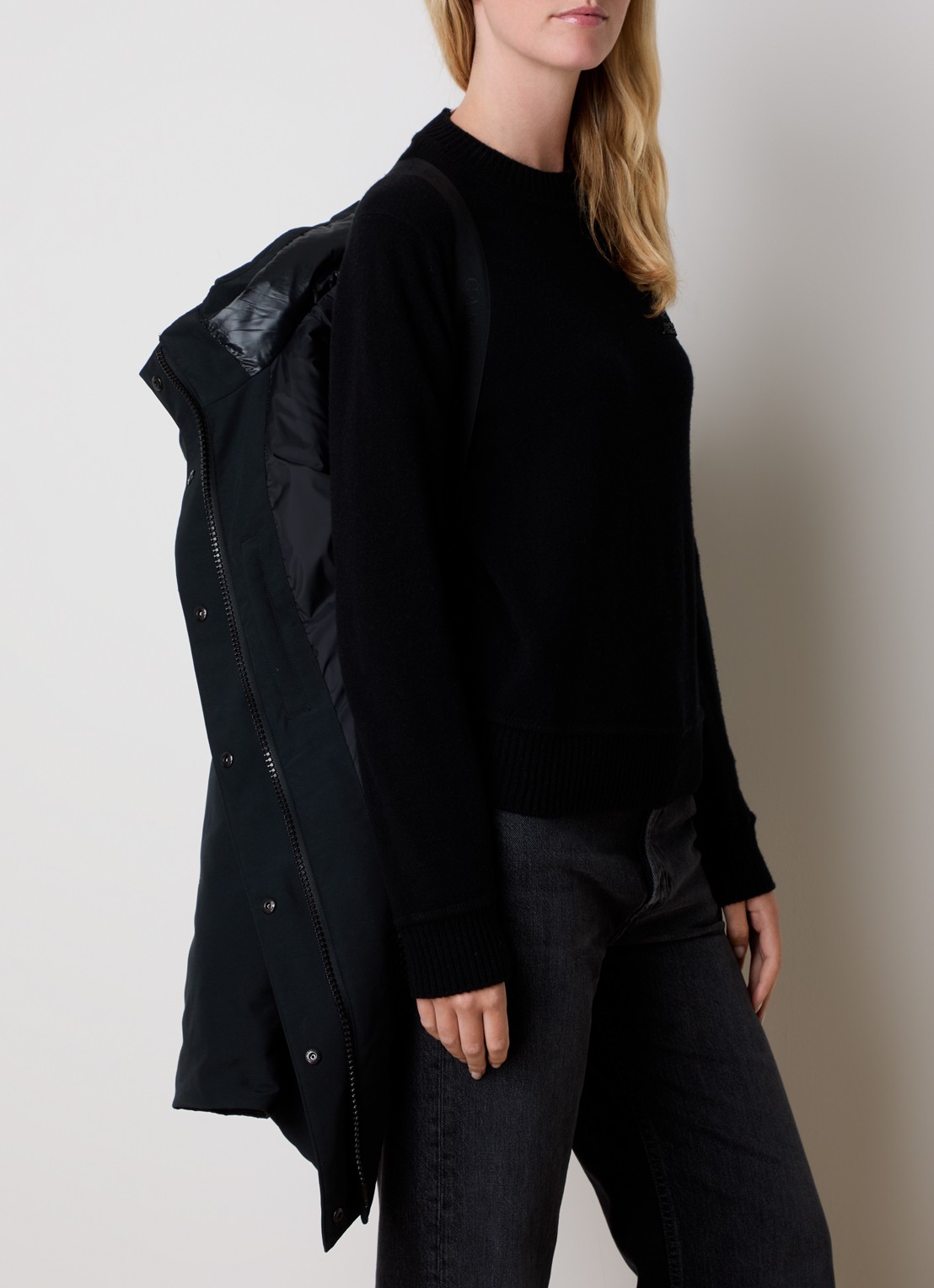 Canada Goose Leslie gewatteerde parka met donsvulling en capuchon - detail 6 zwart