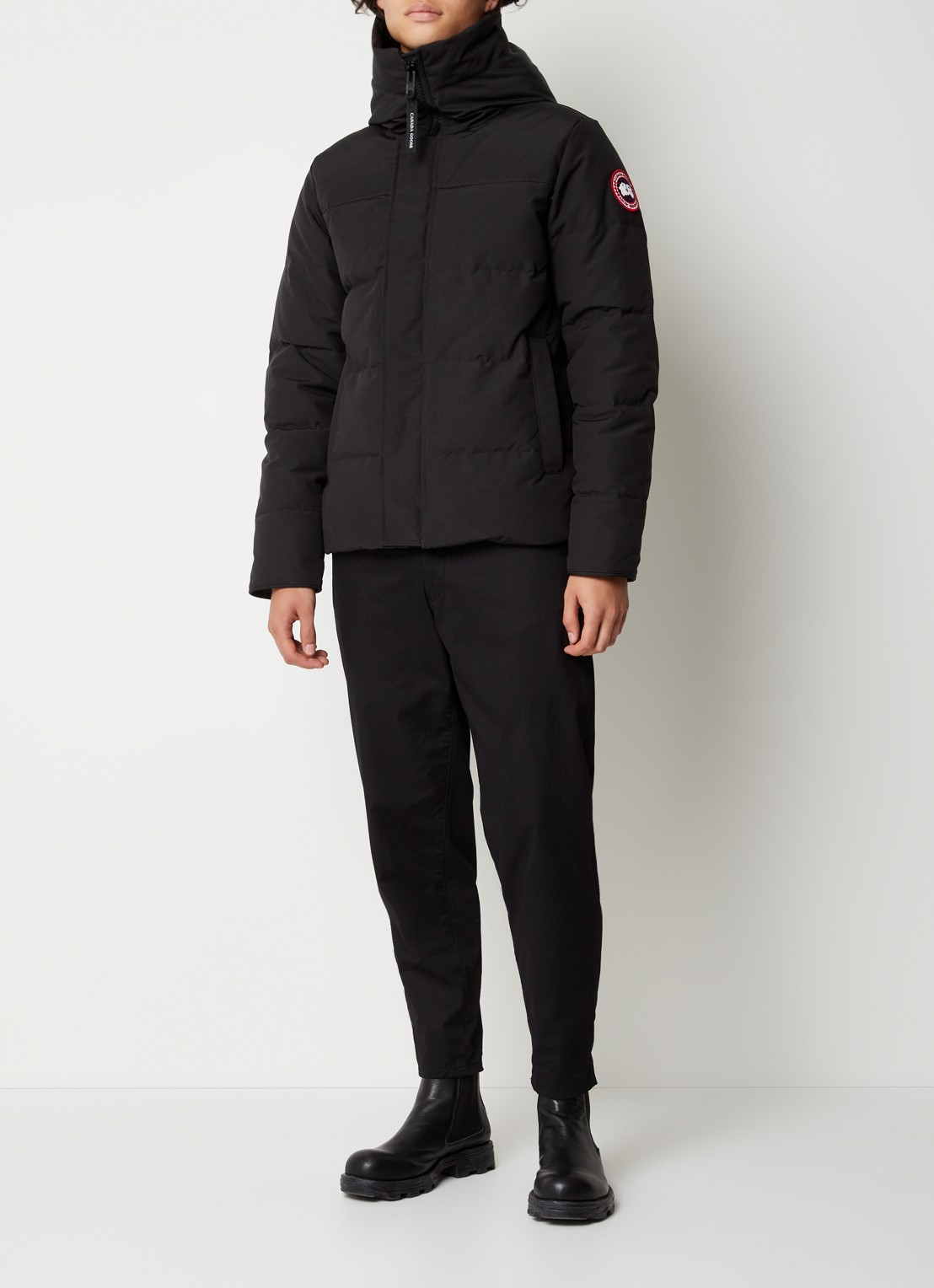 Canada Goose MacMillan gewatteerde parka met donsvulling en capuchon - voorkant 6 zwart