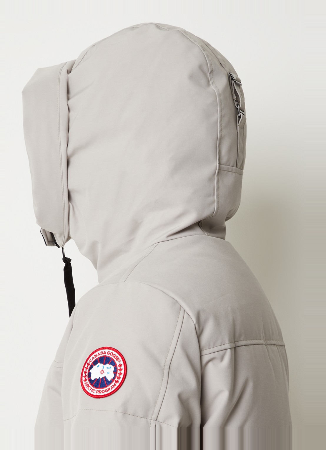 Canada Goose MacMillan gewatteerde parka met donsvulling en capuchon - detail 2 zand