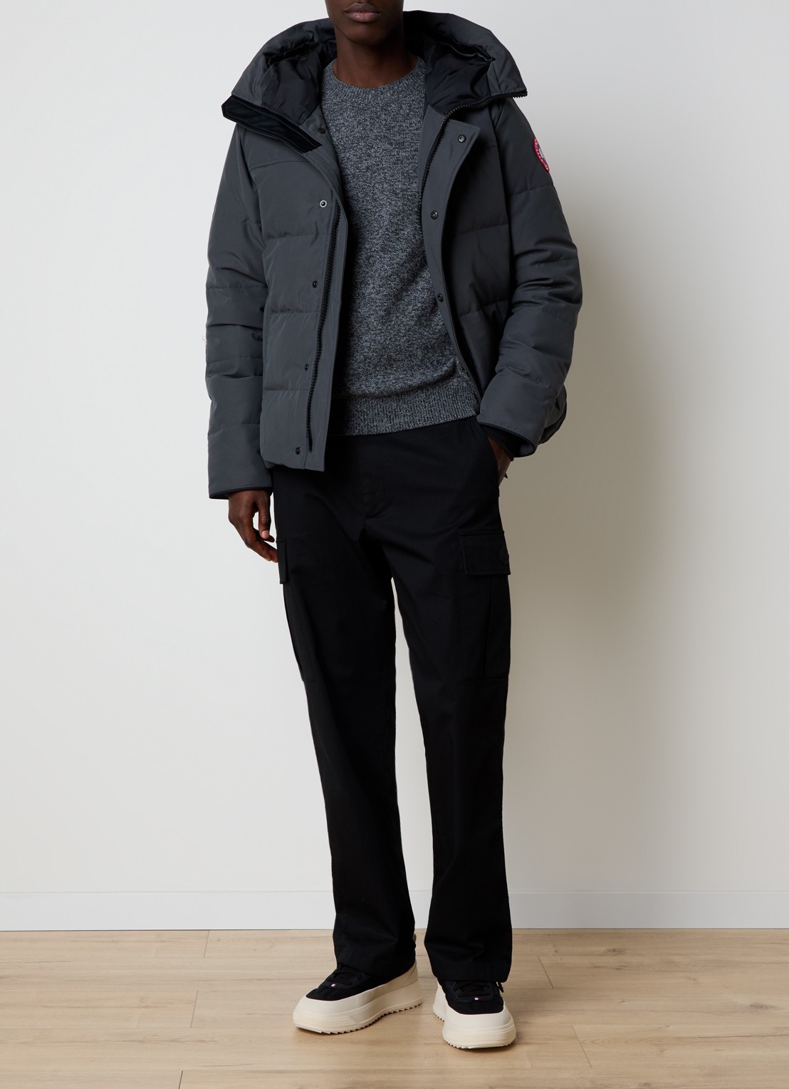 Canada Goose Macmillan gewatteerde parka met donsvulling en steekzakken - voorkant 5 donkergrijs