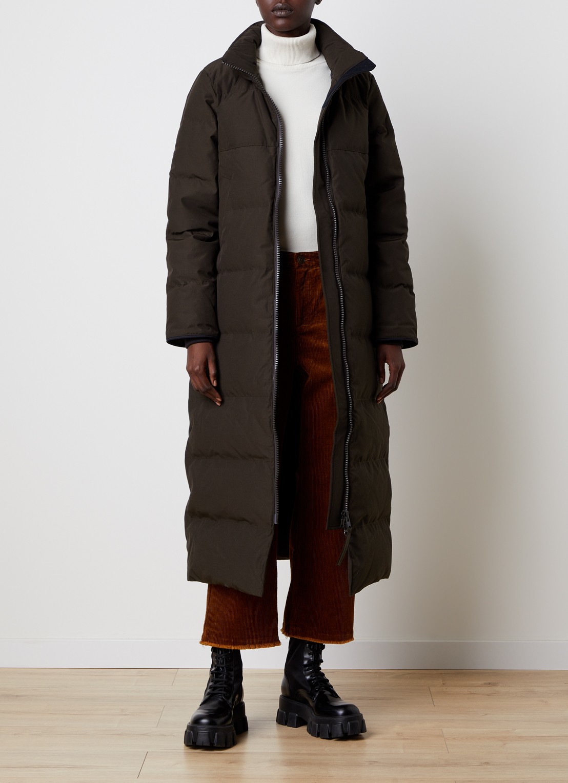 Canada Goose Mystique gewatteerde parka met steekzakken - voorkant 6 donkerbruin