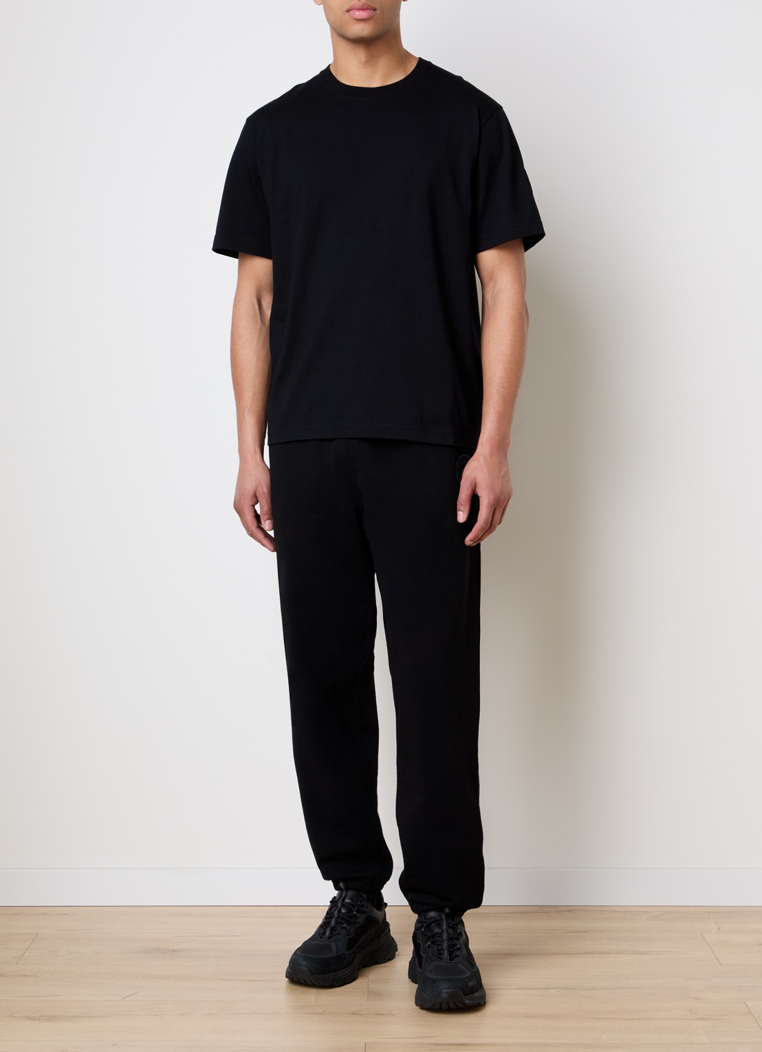 Canada Goose Novo T-shirt met logo - voorkant 3 zwart