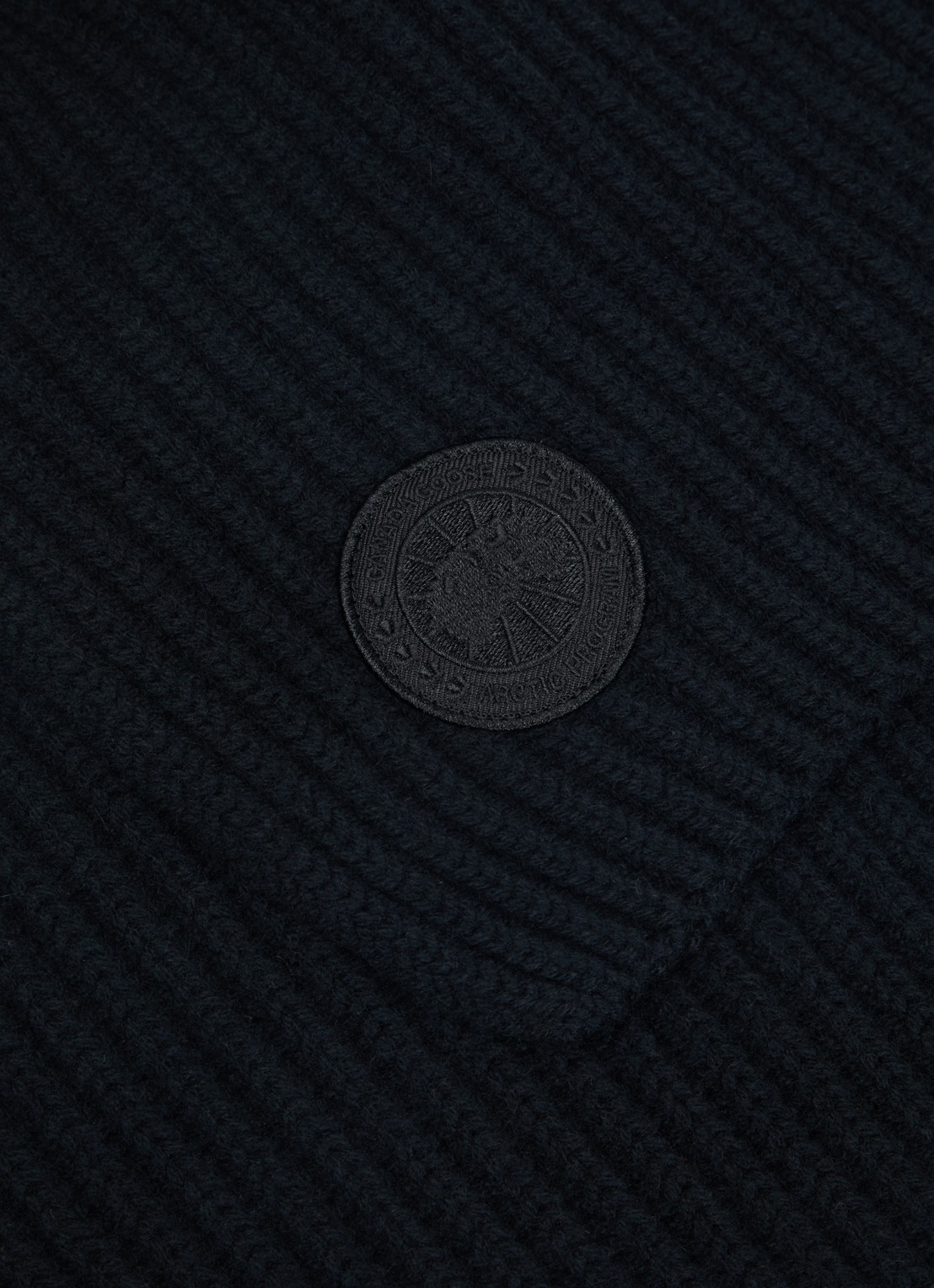 Canada Goose Ribgebreide sjaal in kasjmierblend 195 x 30 cm - detail 3 zwart