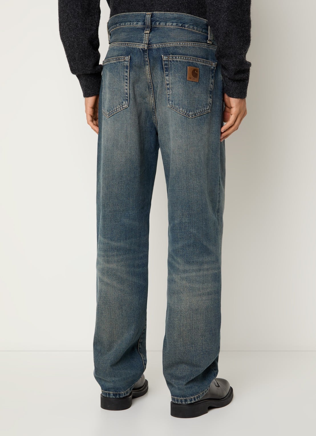 Carhartt WIP Aaron wide leg jeans met donkere wassing - achterkant 3 indigo
