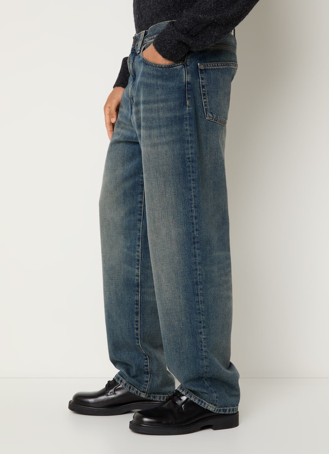 Carhartt WIP Aaron wide leg jeans met donkere wassing - detail 2 indigo
