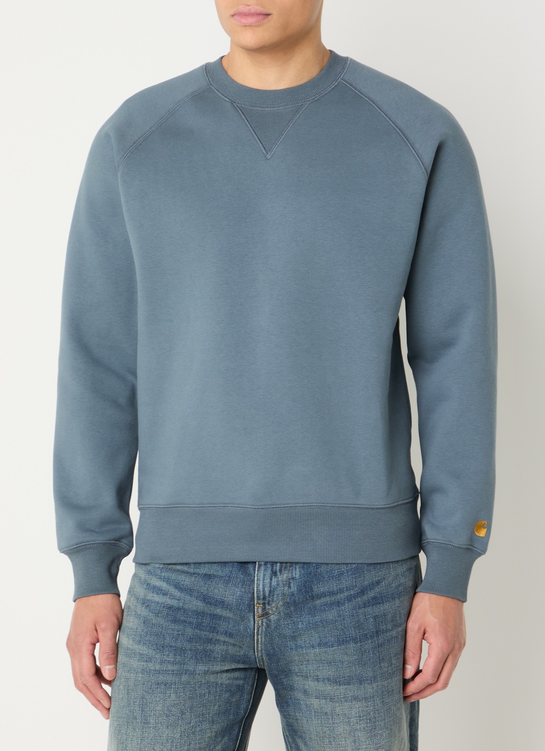 Carhartt WIP Chase sweater met logo - detail 4 staalblauw