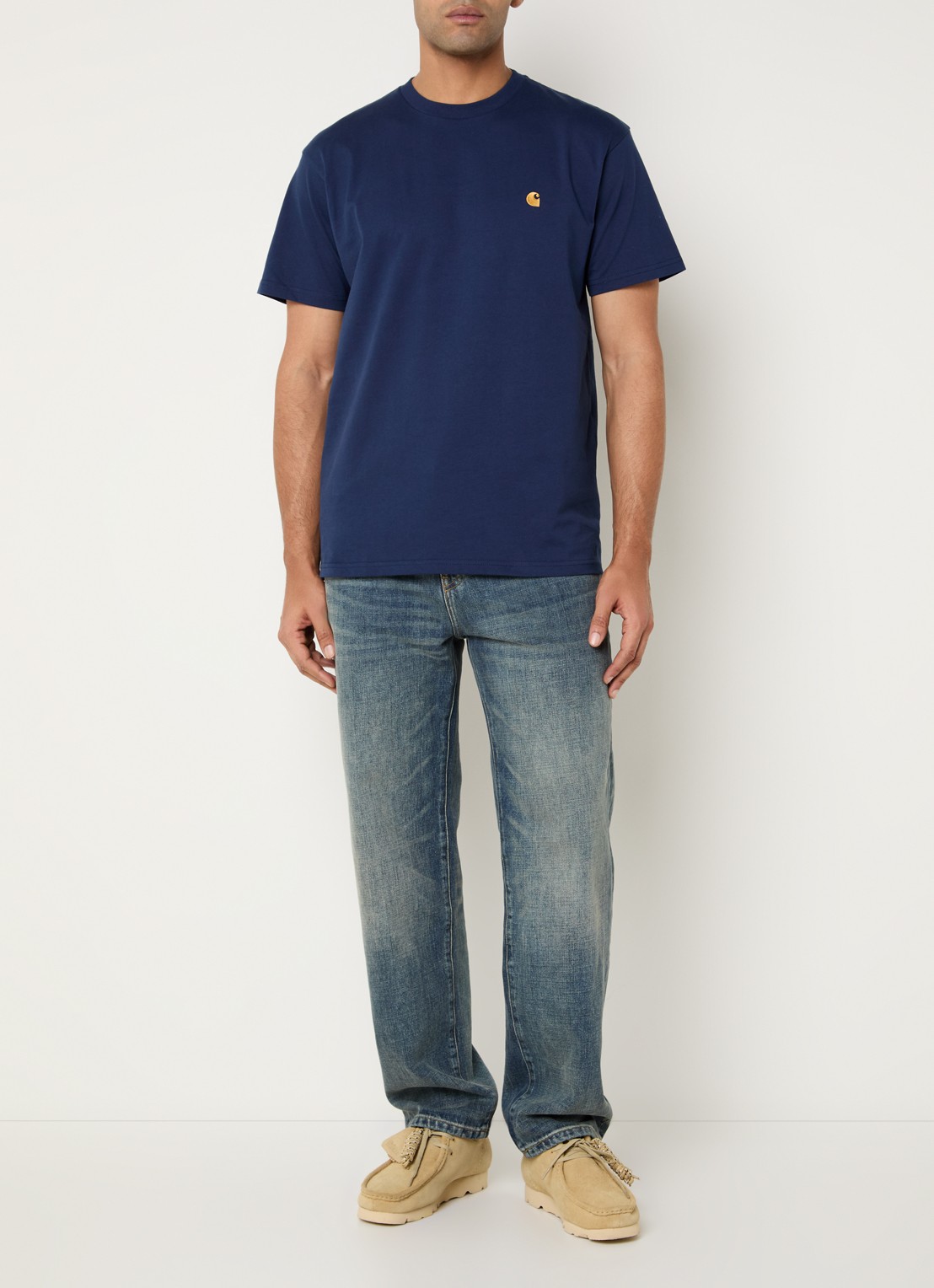 Carhartt WIP Chase T-shirt met logo - voorkant 3 donkerblauw