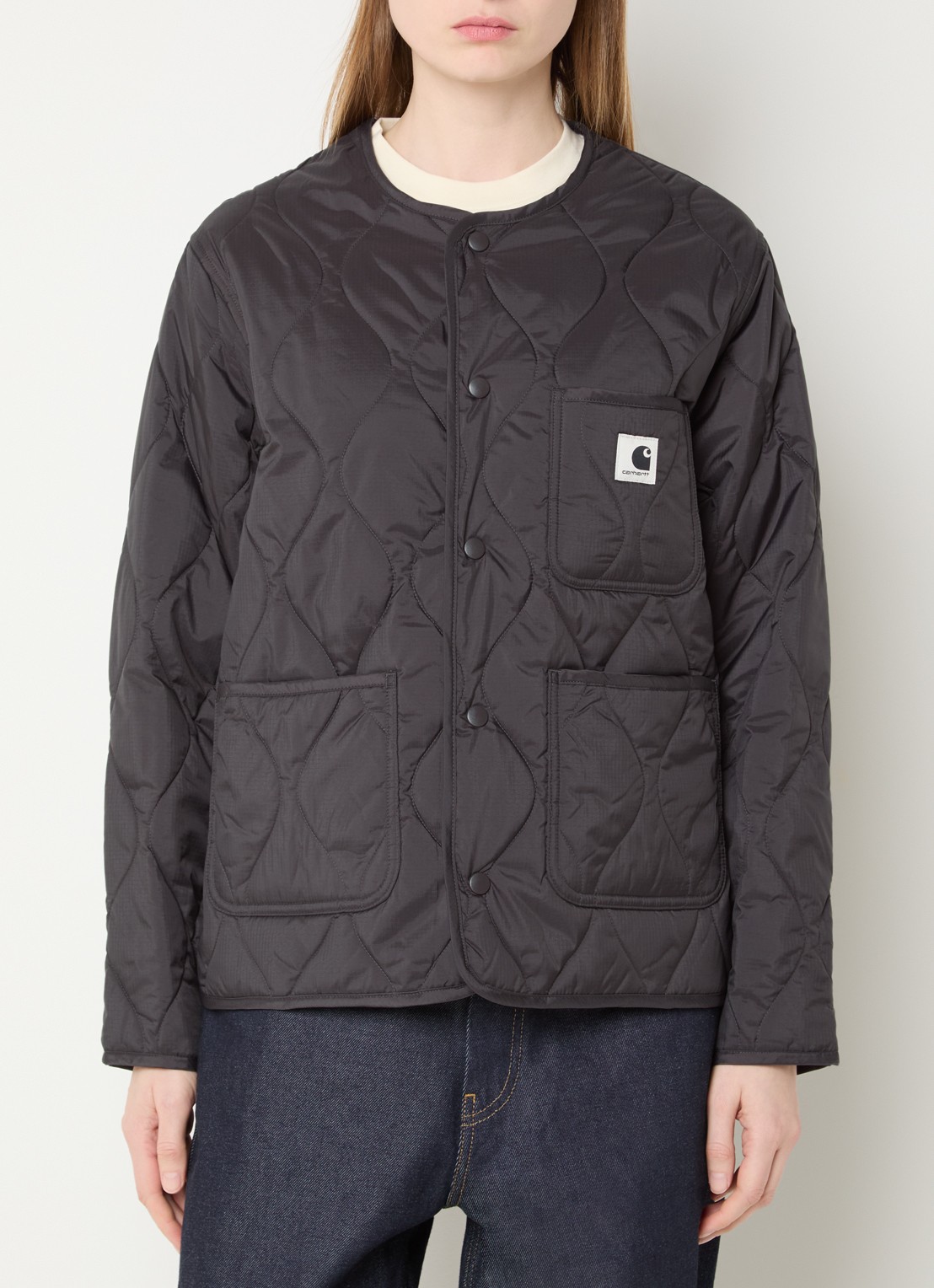 Carhartt WIP Gewatteerd jack met opgestikte zakken en logo - detail 4 donkerbruin