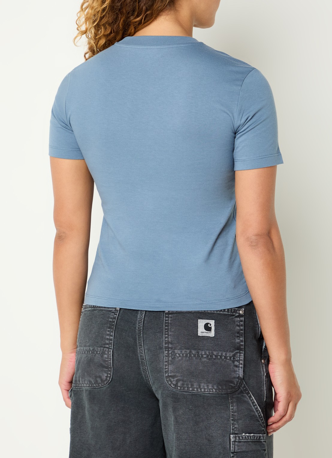 Carhartt WIP Gracious T-shirt met logoborduring - achterkant blauwgrijs