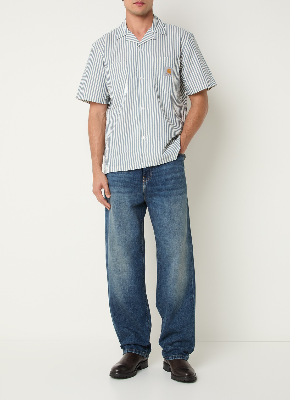 Carhartt WIP Leavel regular fit overhemd met borstzak en streepprint - voorkant 4 staalblauw