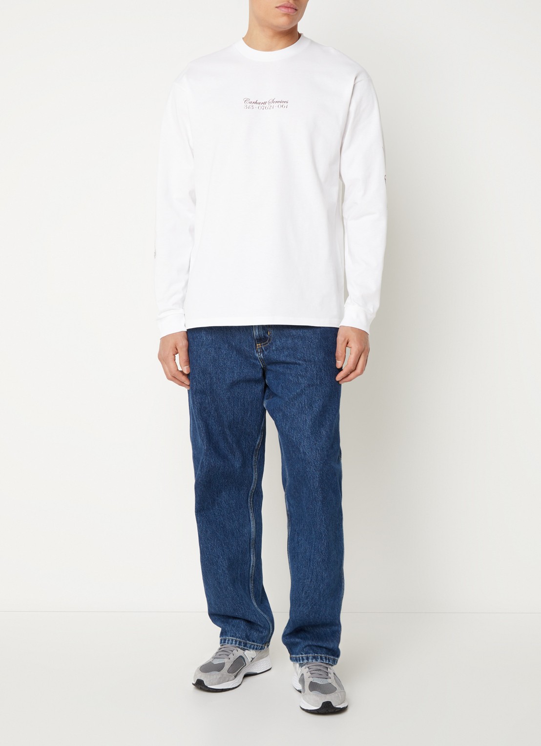 Carhartt WIP Longsleeve met logo- en backprint - voorkant 2 wit