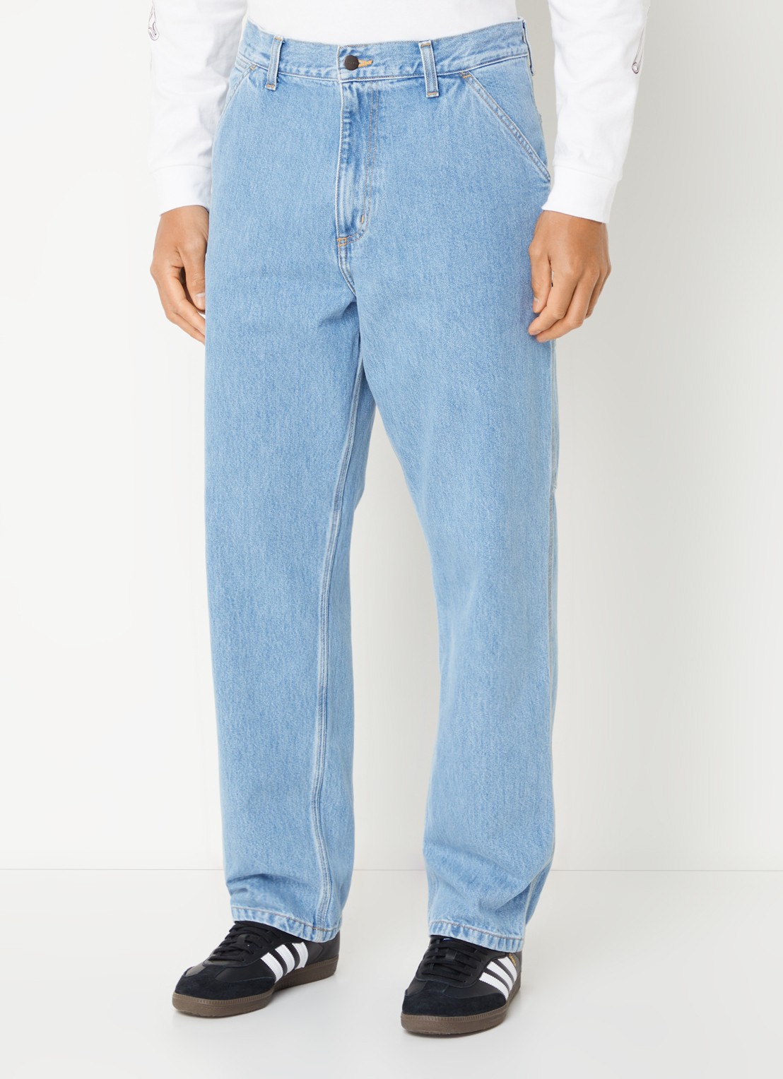 Carhartt WIP Loose fit jeans met lichte wassing - detail indigo