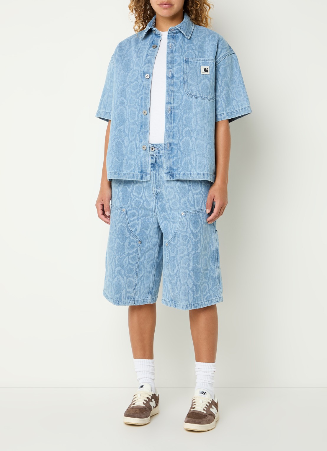 Carhartt WIP Lovilia blouse van denim met print - voorkant 2 blauwgrijs