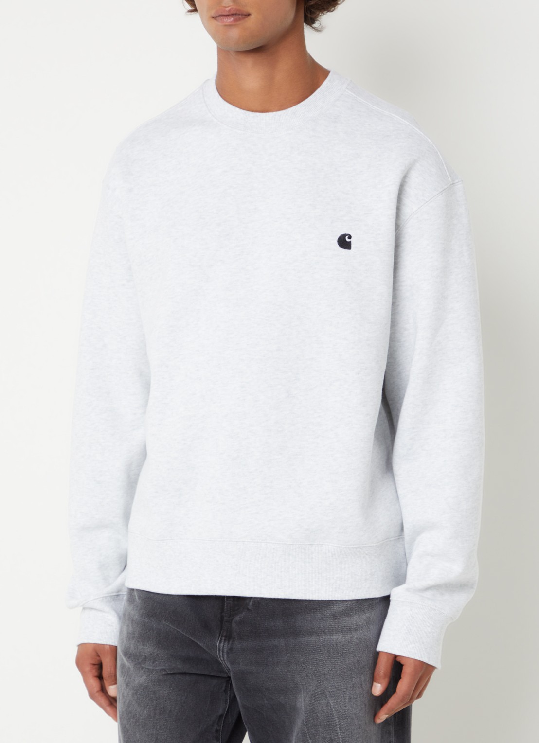 Carhartt WIP Mack sweater met logo - detail 4 grijsmele