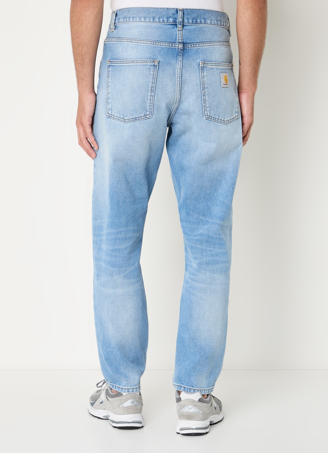 Carhartt WIP Newel tapered jeans met steekzakken  - achterkant jeans