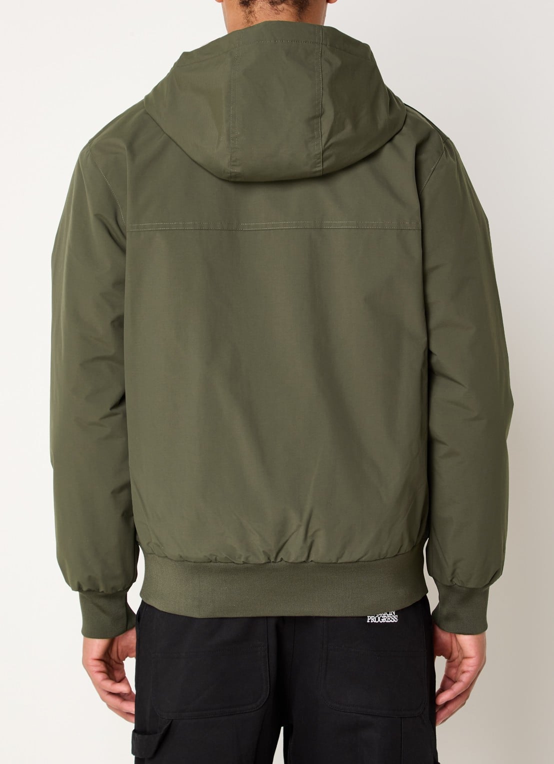 Carhartt WIP Sail windjack met capuchon en fleece voering - achterkant 4 legergroen