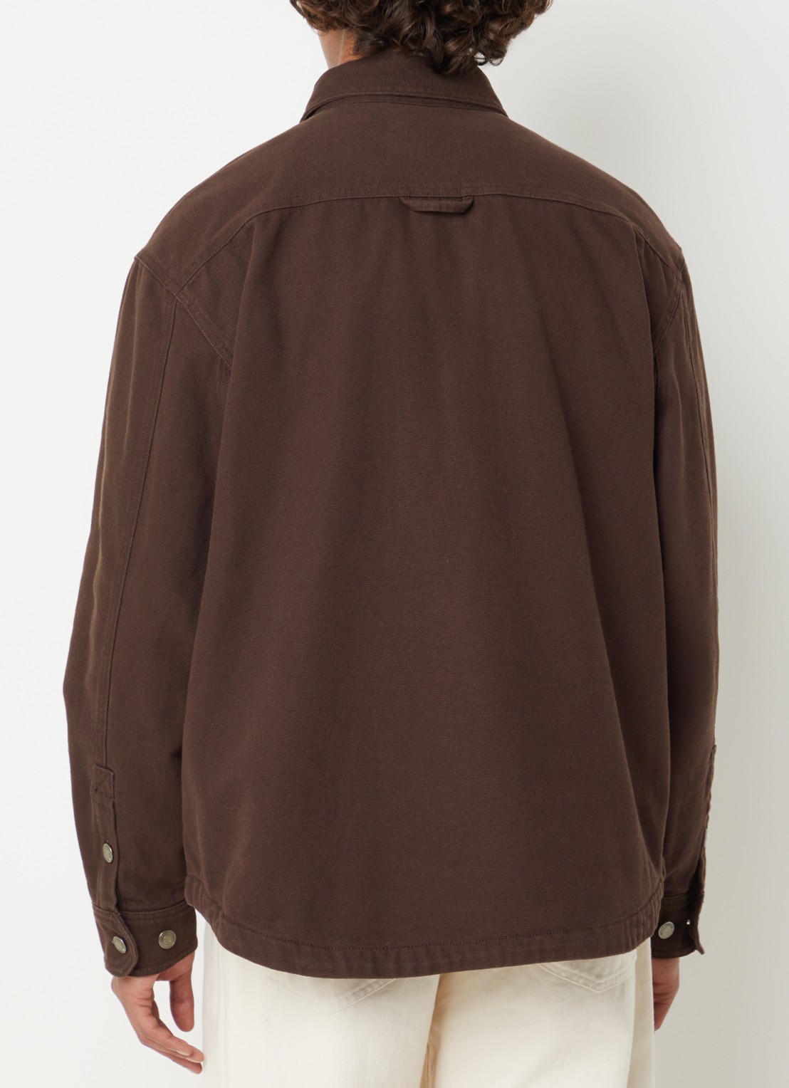 Carhartt WIP Selby jack met borstzakken - achterkant bordeauxrood