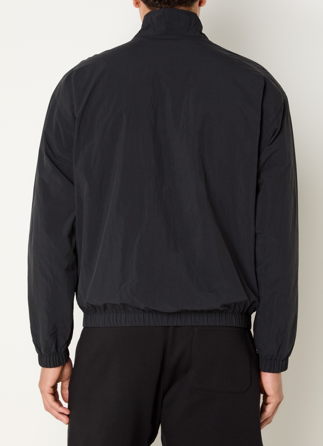 Carhartt WIP Travon jack met steekzakken - achterkant zwart