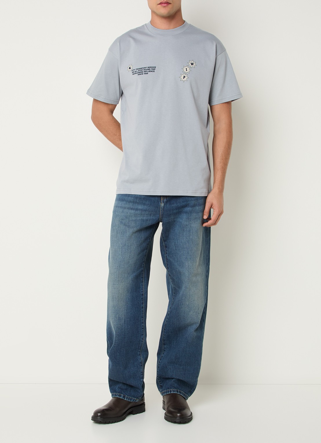 Carhartt WIP Trip T-shirt met logoprint- en backprint - voorkant 2 lichtgrijs