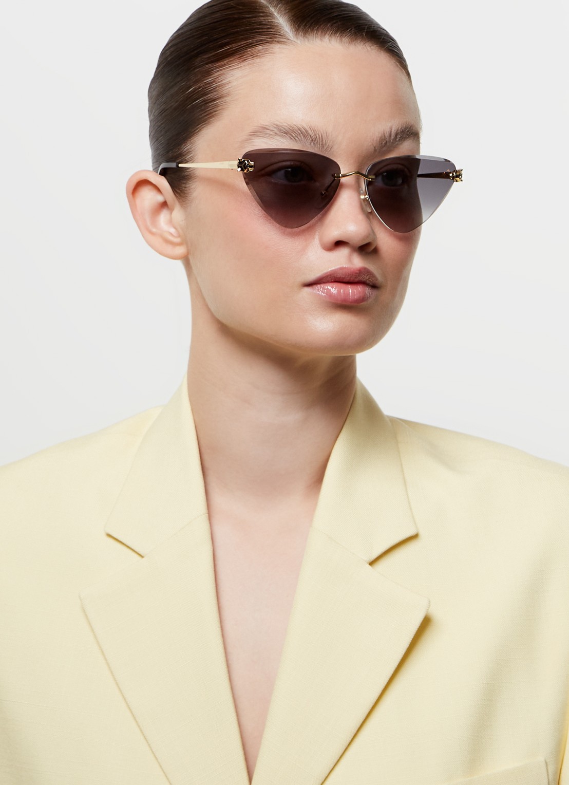 Cartier Cat Eye zonnebril CT0399S - voorkant 5 goud