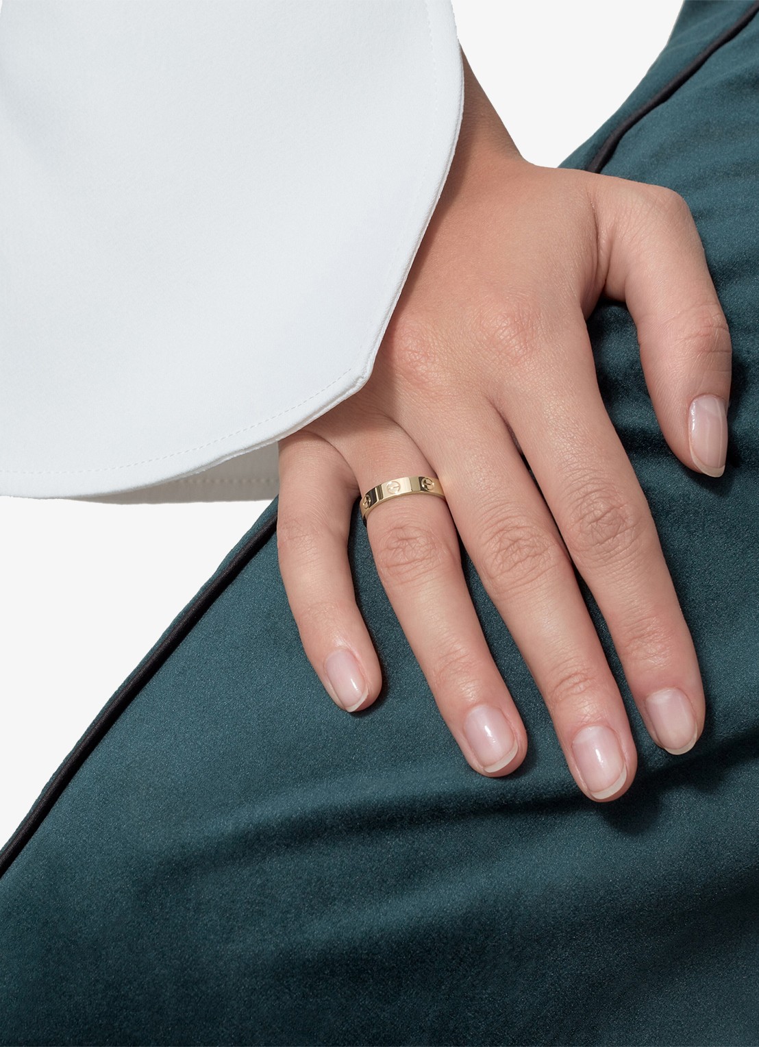 Cartier LOVE ring, klein model van 18 karaat geelgoud CRB40850 - achterkant 4 geelgoud