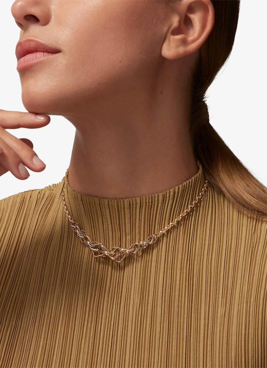 Cartier Trinity ketting van 18 karaat rosé-, geel-, en witgoud CRB7224988 - detail 3 geelgoud