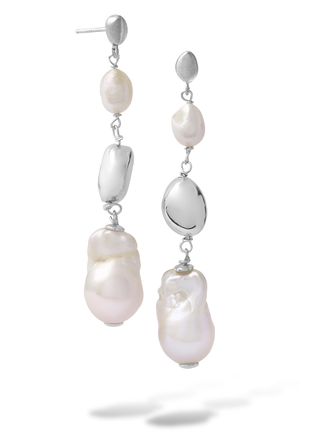 Casa Jewelry Nouveau Riche oorstekers  - voorkant zilver