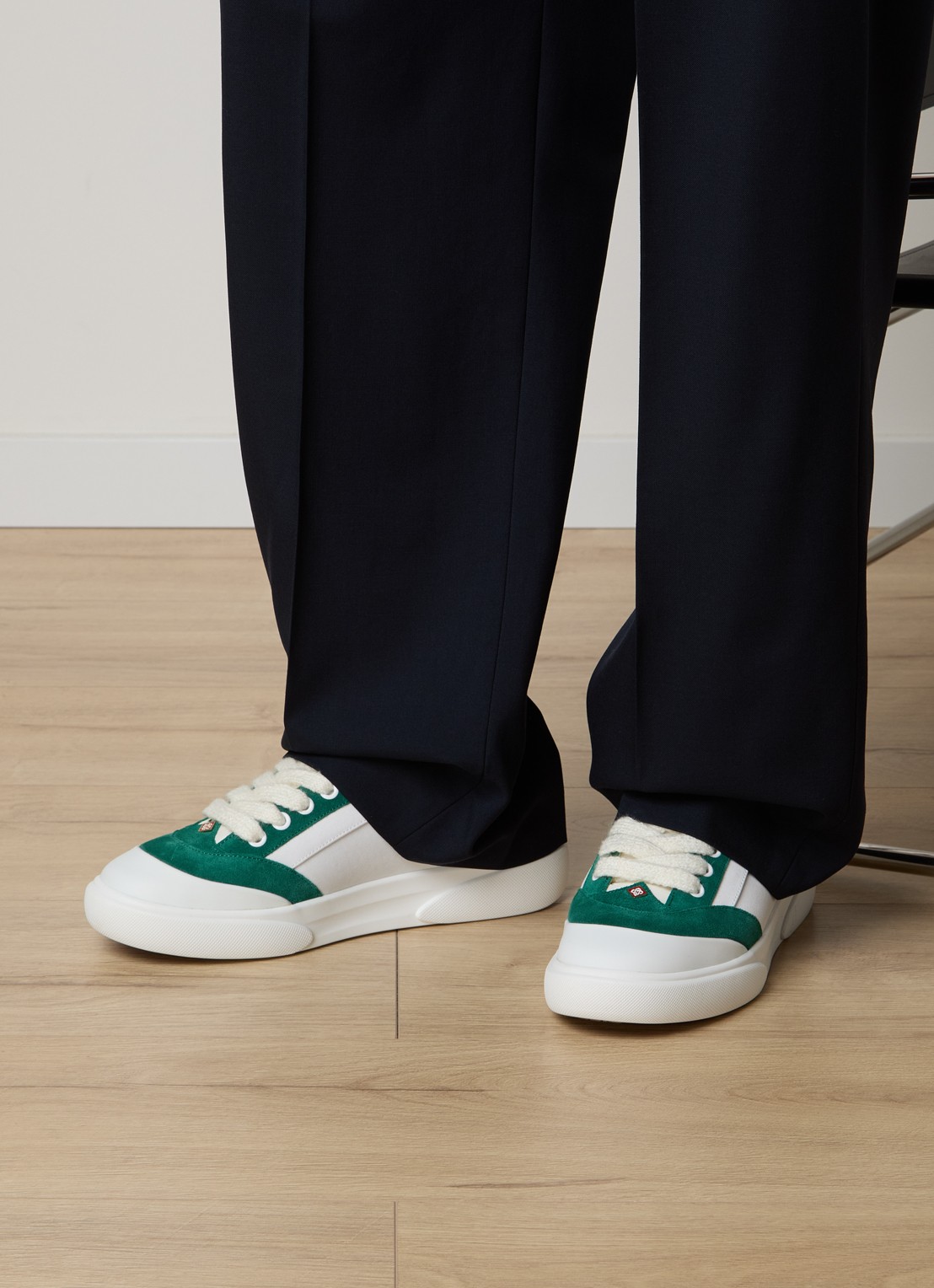 Casablanca Del Mar sneaker met details van suède - voorkant 3 wit