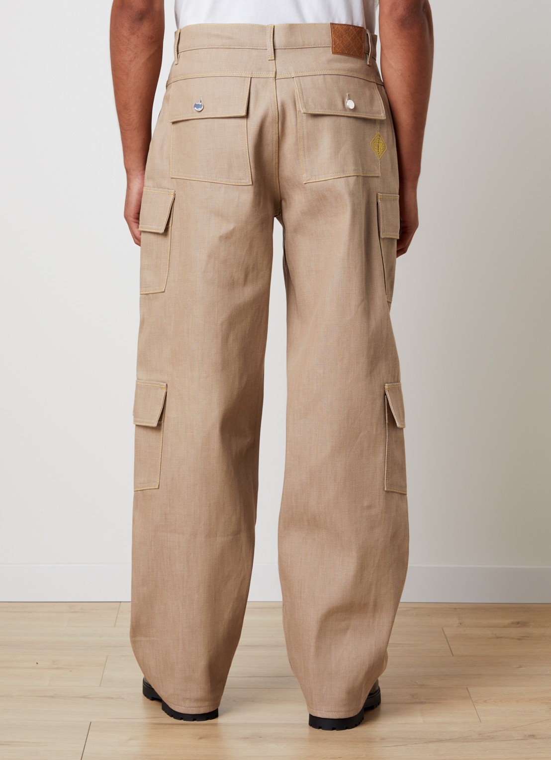 Casablanca Desert Canvas loose fit cargobroek van canvas - achterkant 6 beige