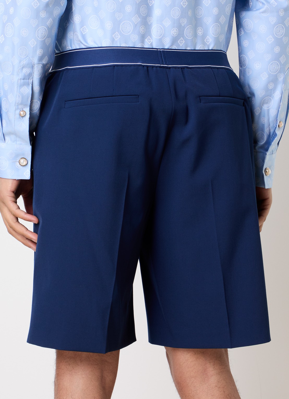 Casablanca Loose fit korte broek in wolblend met logoband - achterkant 3 donkerblauw