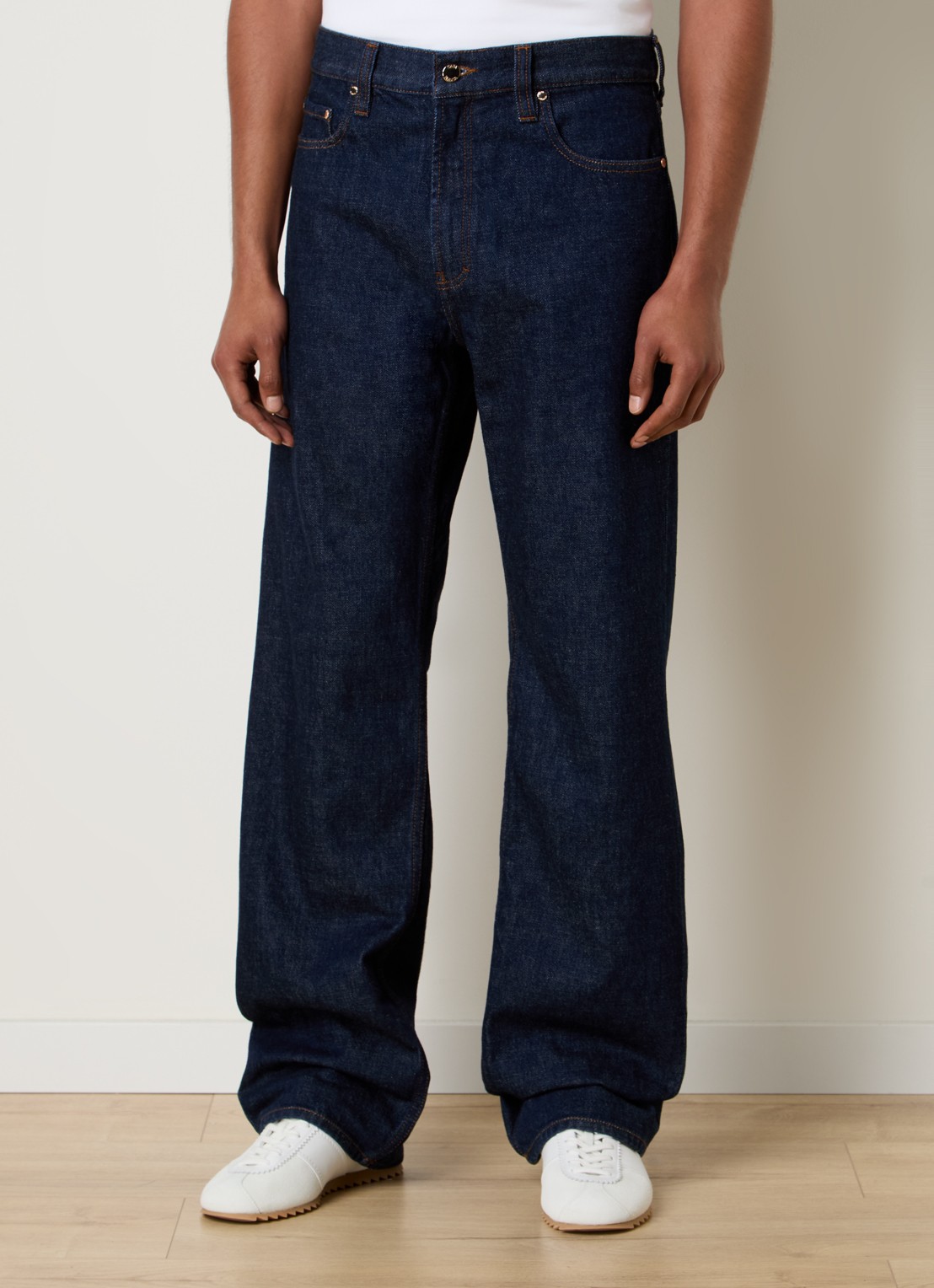 Casablanca Straight leg jeans met donkere wassing - detail indigo