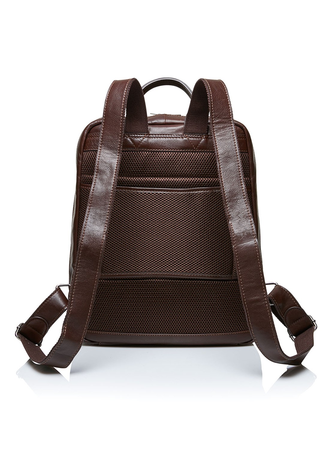 Castelijn & Beerens Rugzak van leer met 15.6 inch laptopvak - voorkant 5 donkerbruin