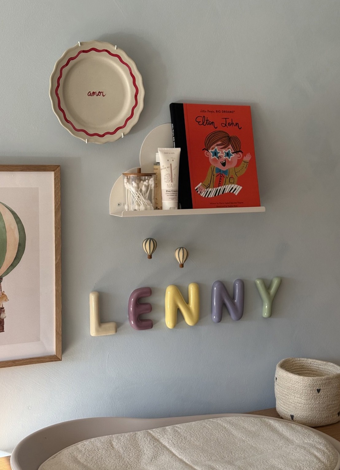 Ceramics by Romy Letter L hanger 10 cm - achterkant 4 gebroken wit