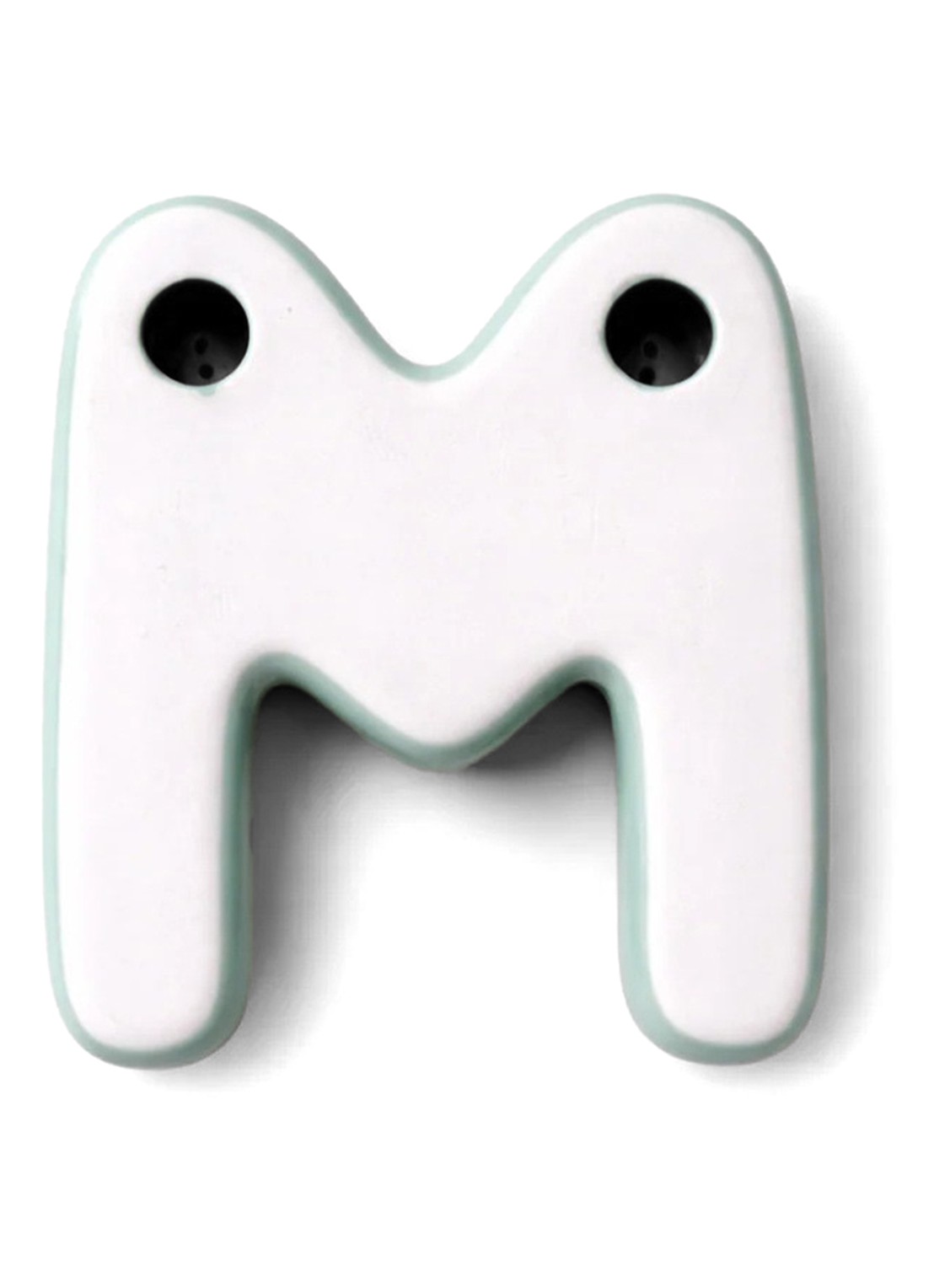 Ceramics by Romy Letter M hanger 10 cm - voorkant 2 beige