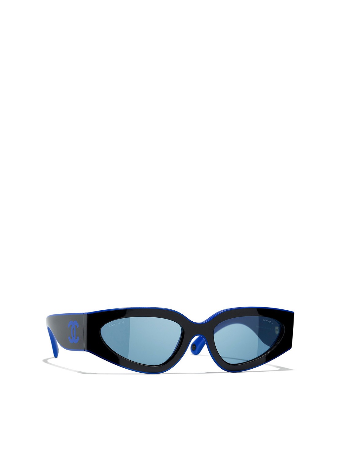CHANEL CAT EYE ZONNEBRIL - voorkant 4 zwart