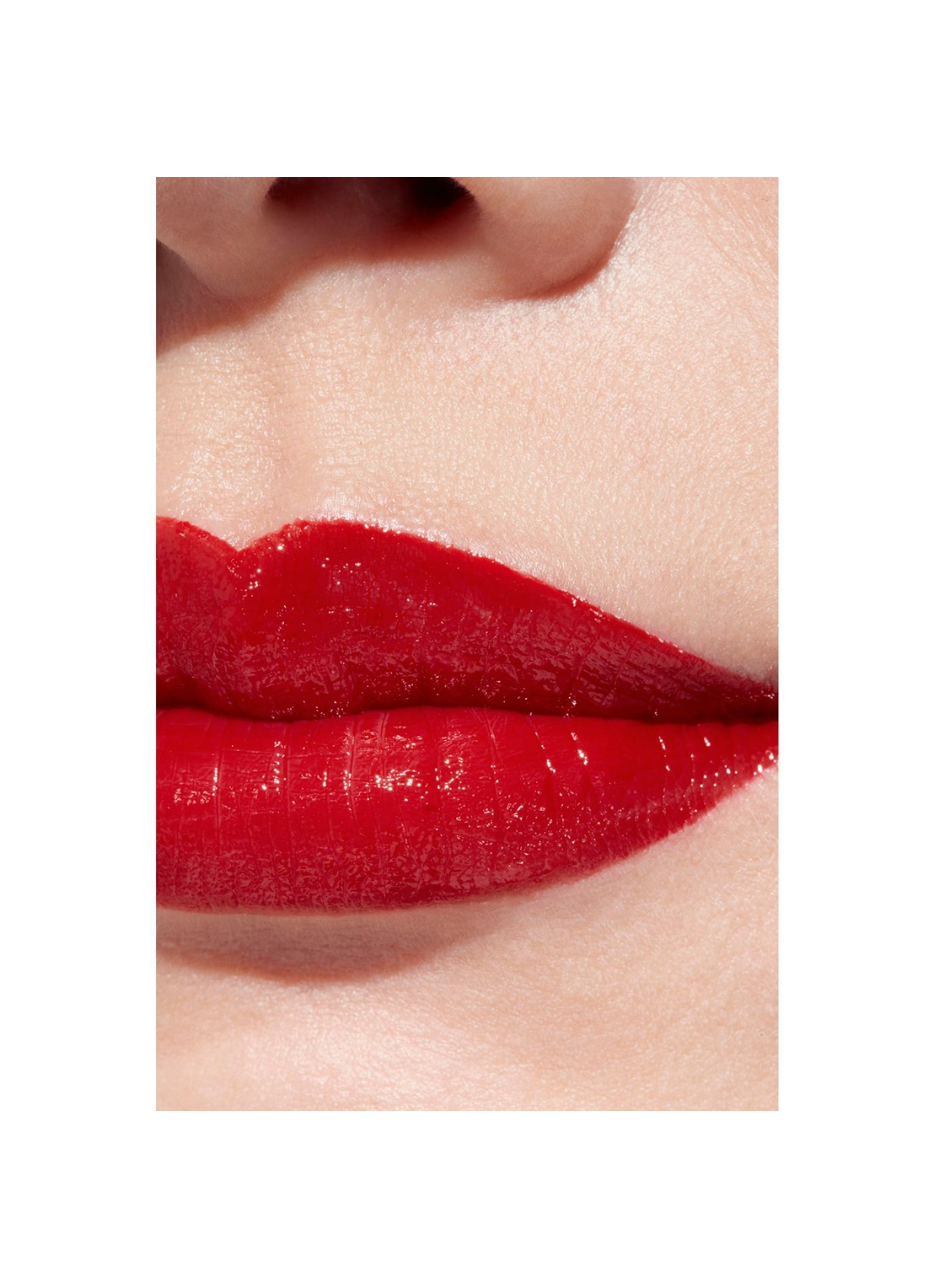 CHANEL DE LANGHOUDENDE HYDRATERENDE EN GLADSTRIJKENDE VERZORGENDE LIPPENSTIFT MET SATIJNGLANS - detail 4 120 gabrielle