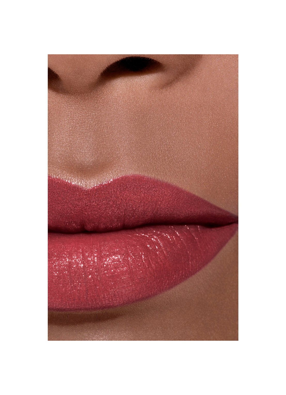 CHANEL DE LANGHOUDENDE HYDRATERENDE EN GLADSTRIJKENDE VERZORGENDE LIPPENSTIFT MET SATIJNGLANS - detail 5 124 marie