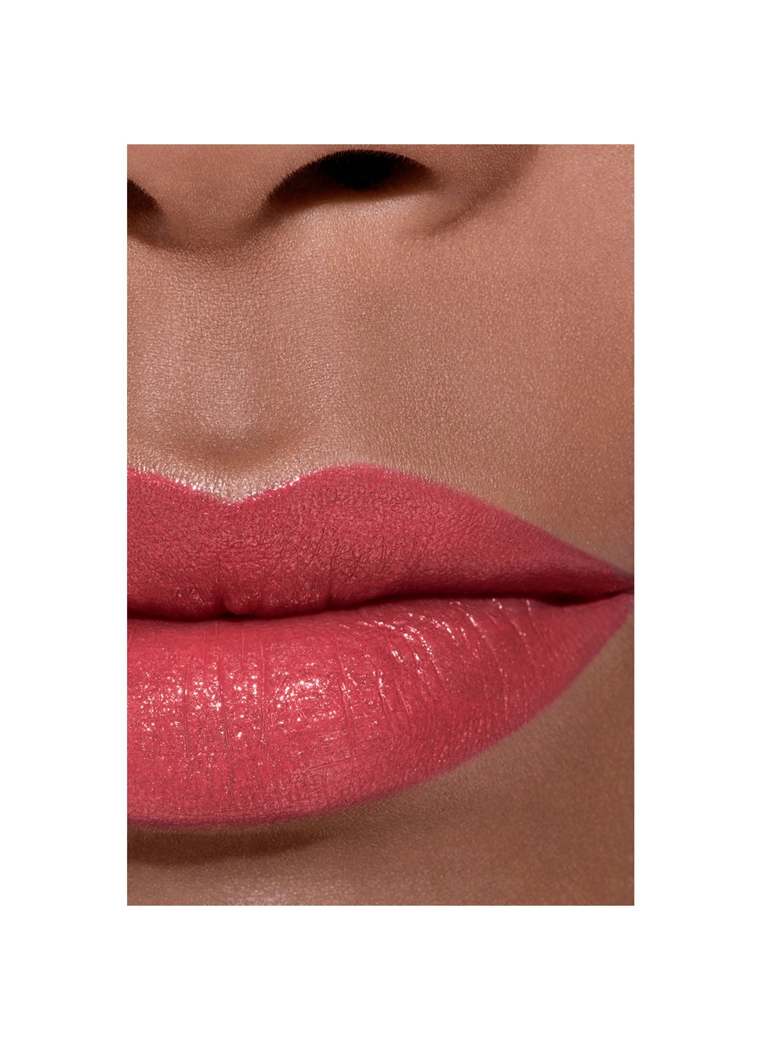 CHANEL DE LANGHOUDENDE HYDRATERENDE EN GLADSTRIJKENDE VERZORGENDE LIPPENSTIFT MET SATIJNGLANS - detail 4 126 venise