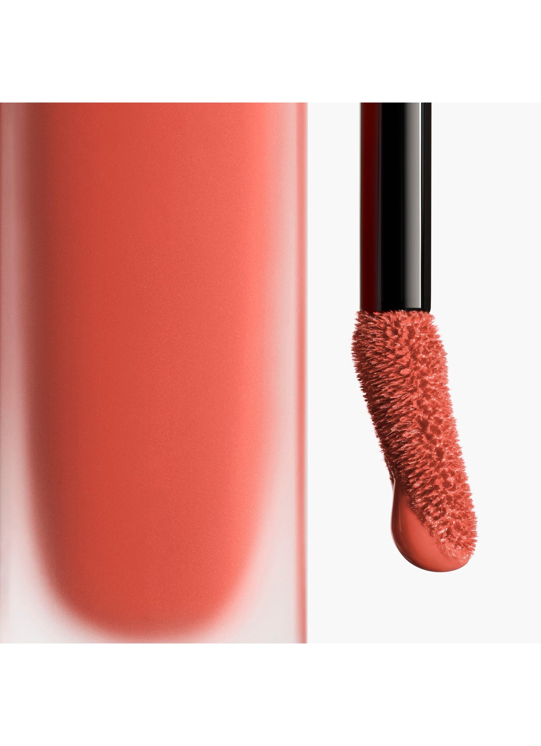 CHANEL DE ULTRA-LANGHOUDENDE INTENS MATTE VLOEIBARE LIPPENSTIFT - achterkant 7 214 bouleversante