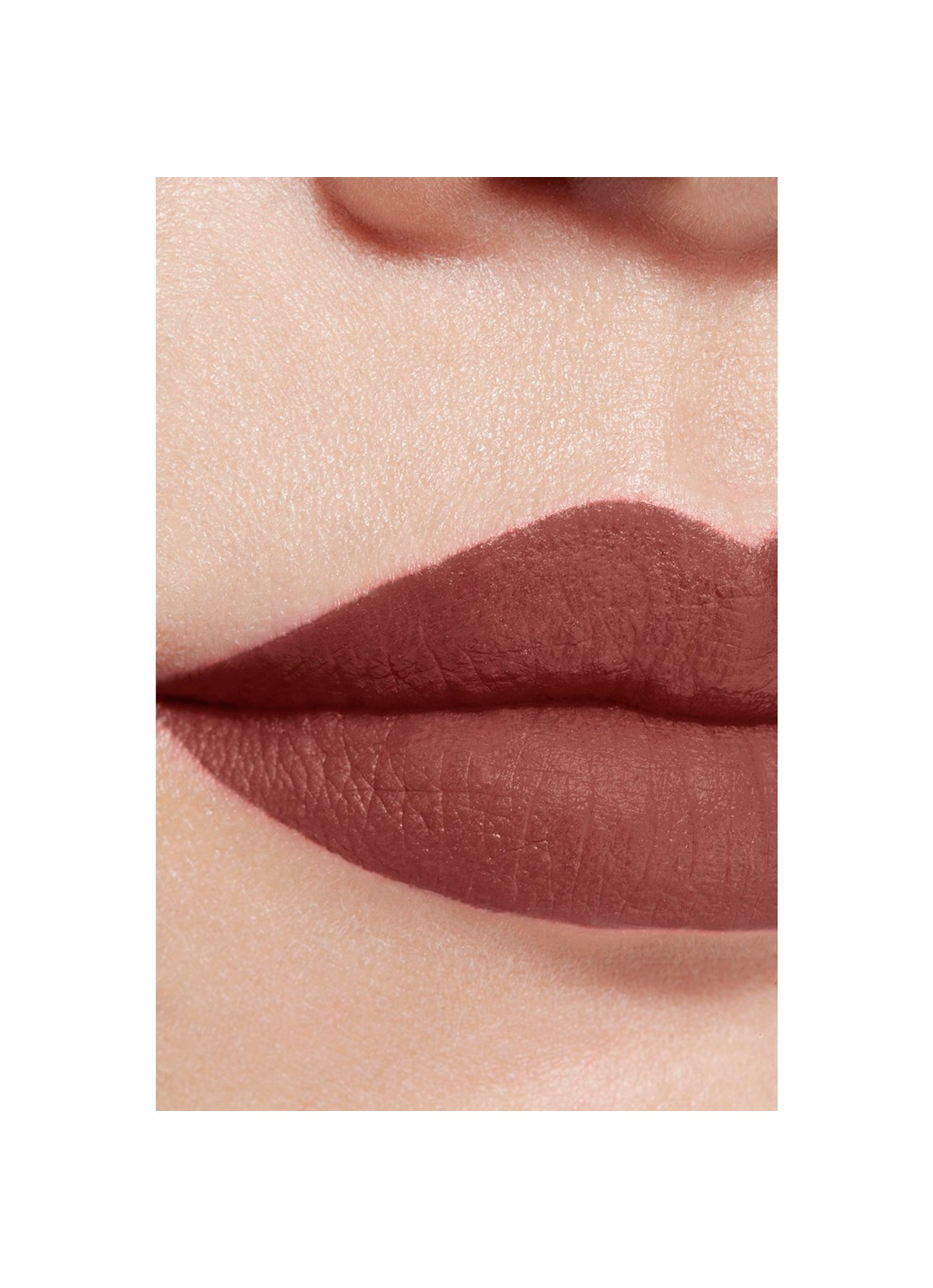 CHANEL DE ULTRA-LANGHOUDENDE INTENS MATTE VLOEIBARE LIPPENSTIFT - detail 3 232 renversante