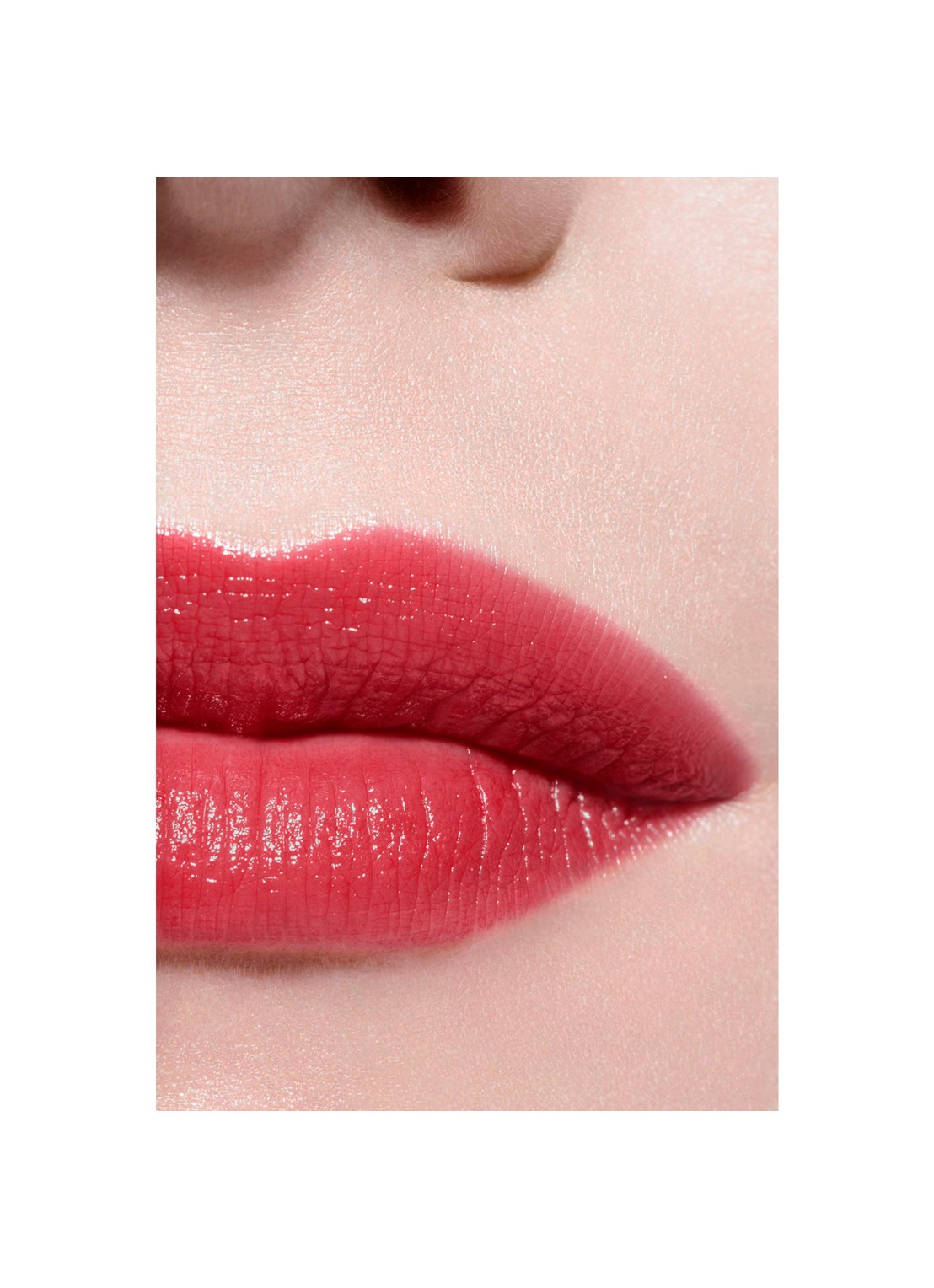CHANEL DE VERFRAAIENDE HYDRATERENDE GETINTE BALSEM MET INTENSITEIT OP MAAT - detail 5 920 in love